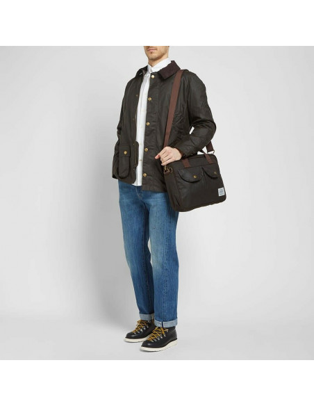 Barbour jacka Ashby vaxad Olive Holmgrens Jakt & Fritid