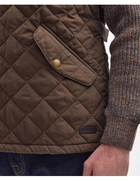 Barbour Shoveler Gilet Dark Olive | Holmgrens Jakt & Fritid