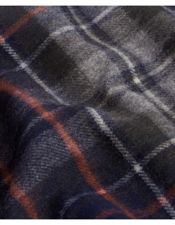 Barbour New Check Tartan Scarf Navy/Dark Ginger | Holmgrens Jakt & Fritid 2